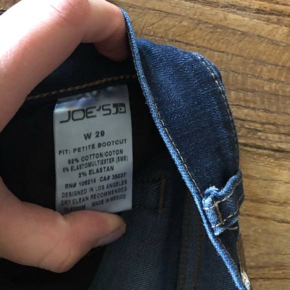 Joe’s Jeans Petite Jeans - Picture 4 of 5